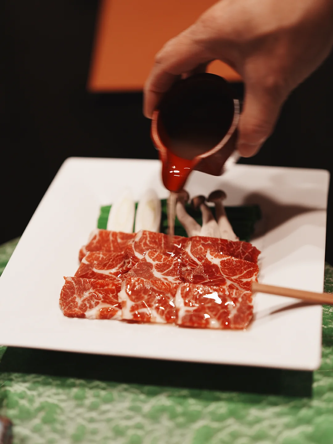 松屋本館 料理 — 熊本あか牛・馬刺しなどの郷土ブランド食材